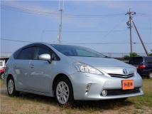 2014 Toyota PRIUS α