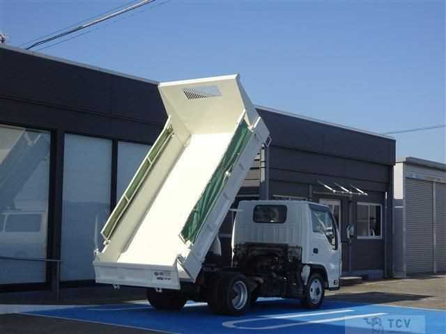 2014 Isuzu Elf Truck