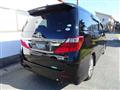 2013 Toyota Alphard G
