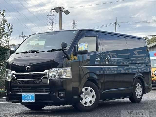 2022 Toyota Hiace Van