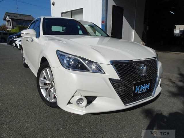 2013 Toyota Crown Athlete Series