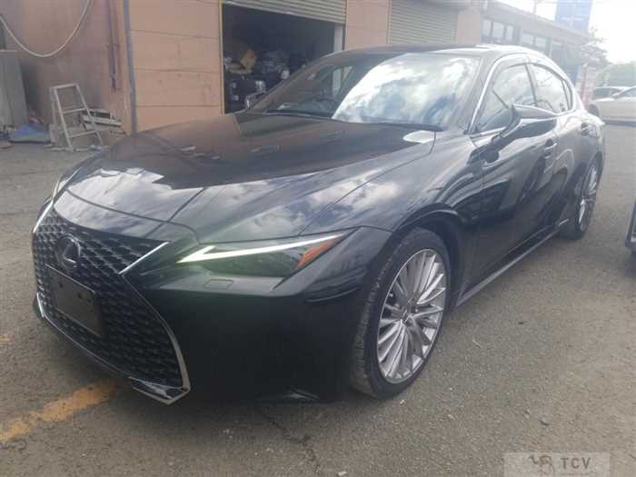 2022 Lexus IS