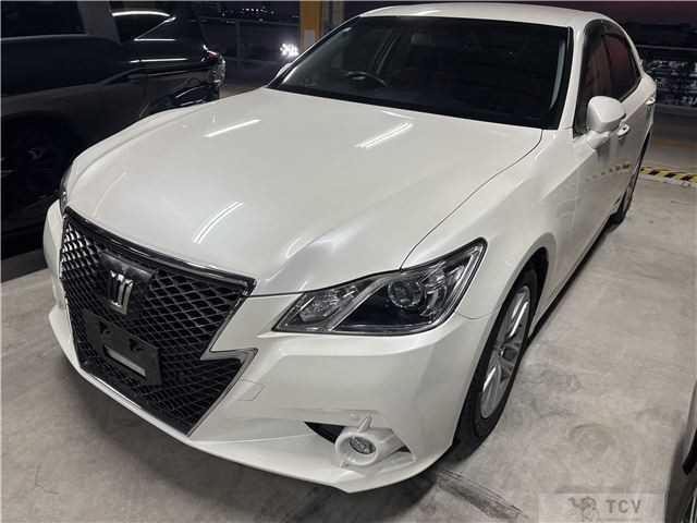 2013 Toyota Crown
