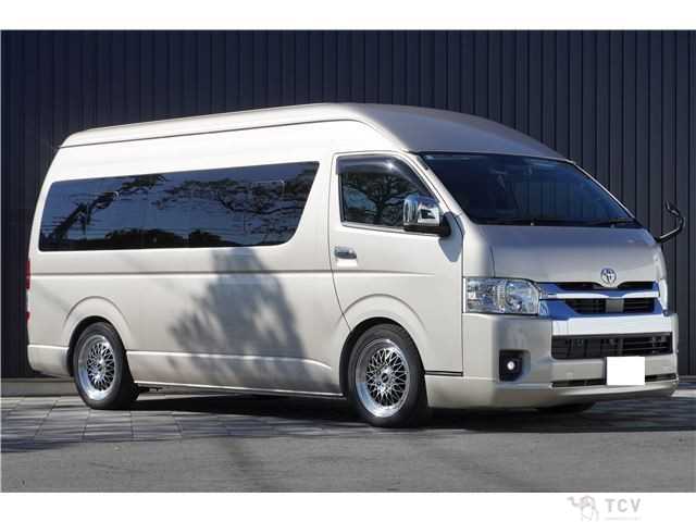 2023 Toyota Hiace Commuter