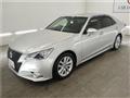 2013 Toyota Crown Hybrid