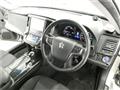 2013 Toyota Crown Hybrid