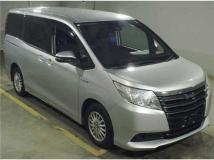 2016 Toyota Noah