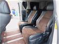 2013 Toyota Alphard G