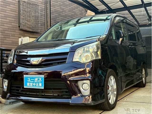 2011 Toyota Noah