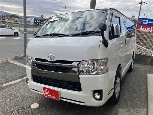 2022 Toyota Hiace Van