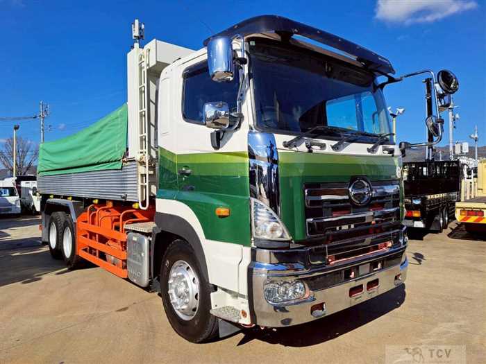 2017 Hino Hino Others