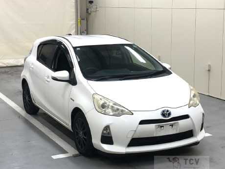 2013 Toyota AQUA