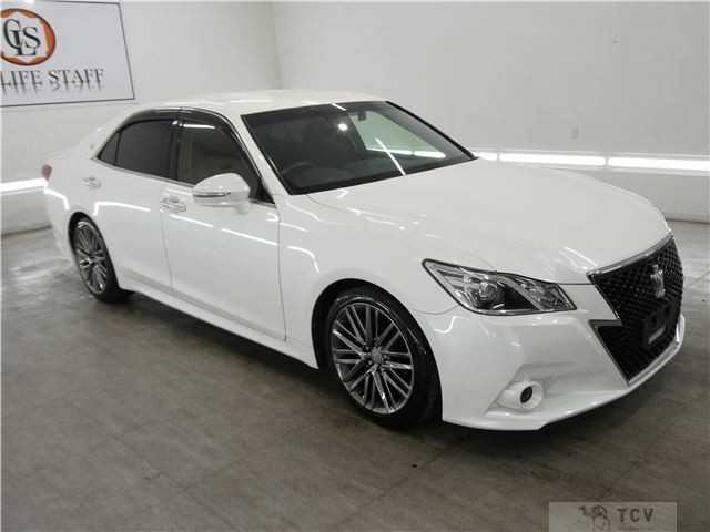 2013 Toyota Crown