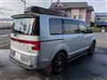 2018 Mitsubishi Delica D5