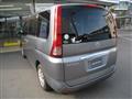 2009 Nissan Serena