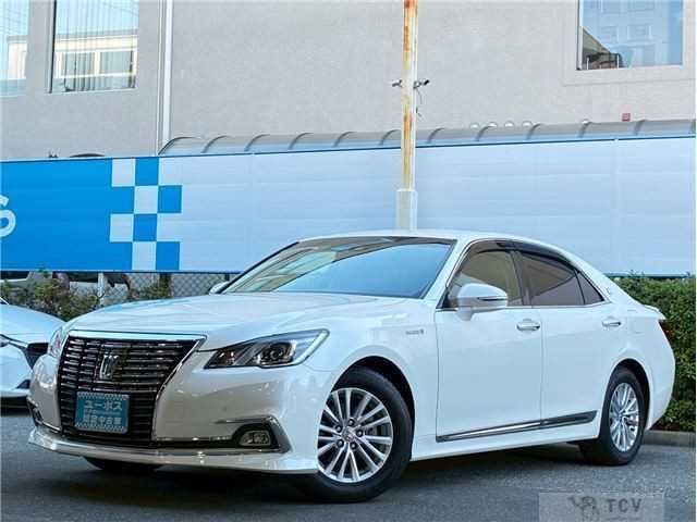 2017 Toyota Crown Hybrid