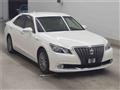 2013 Toyota Crown Majesta