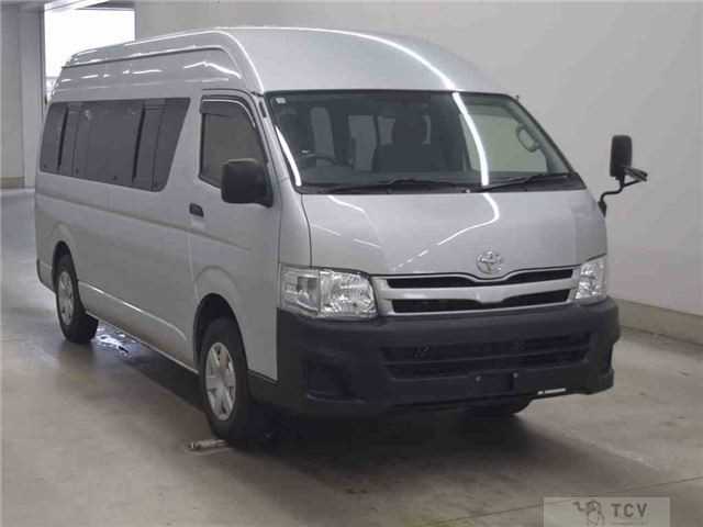 2013 Toyota Hiace Commuter