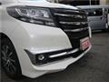2015 Toyota Alphard Hybrid