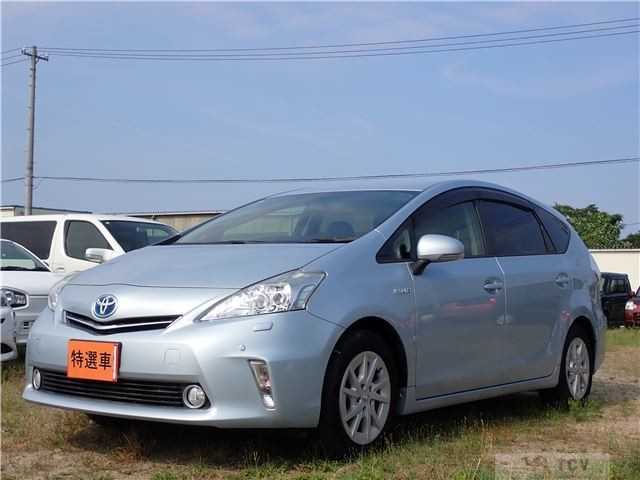 2014 Toyota PRIUS α