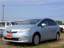 2014 Toyota PRIUS α