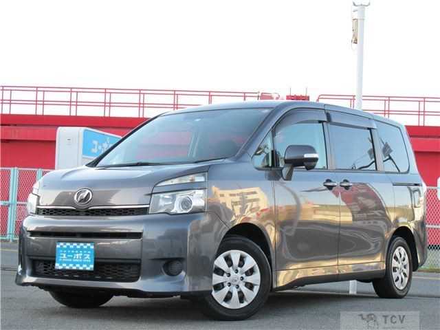 2011 Toyota Voxy