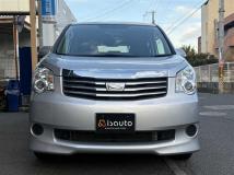 2012 Toyota Noah
