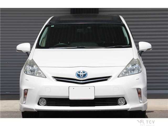 2012 Toyota PRIUS α