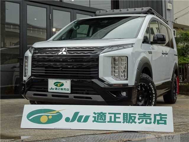 2024 Mitsubishi Delica D5