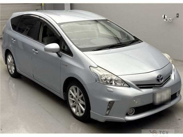 2014 Toyota PRIUS α