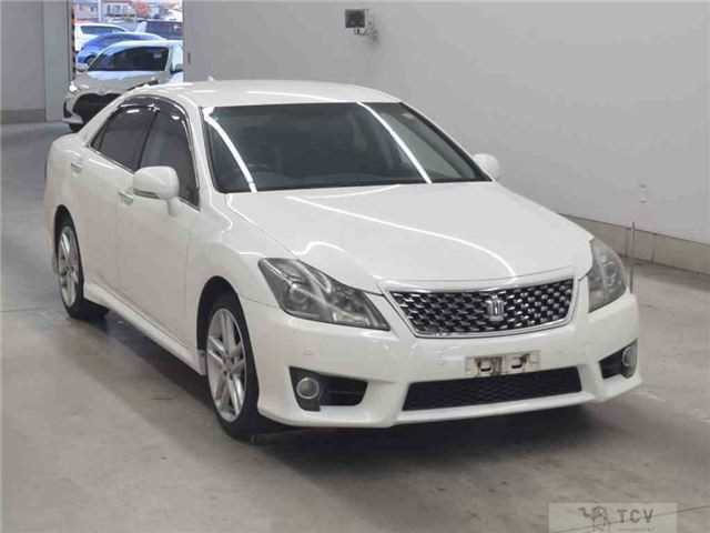 2011 Toyota Crown