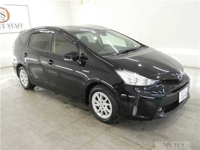 2017 Toyota PRIUS α