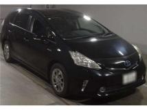 2014 Toyota PRIUS α