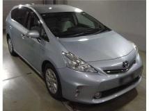 2011 Toyota PRIUS α