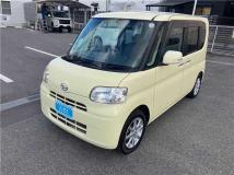 2010 Daihatsu Tanto