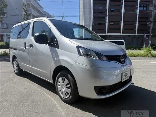 2025 Nissan NV200 VANETTE