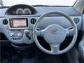 2005 Toyota Sienta