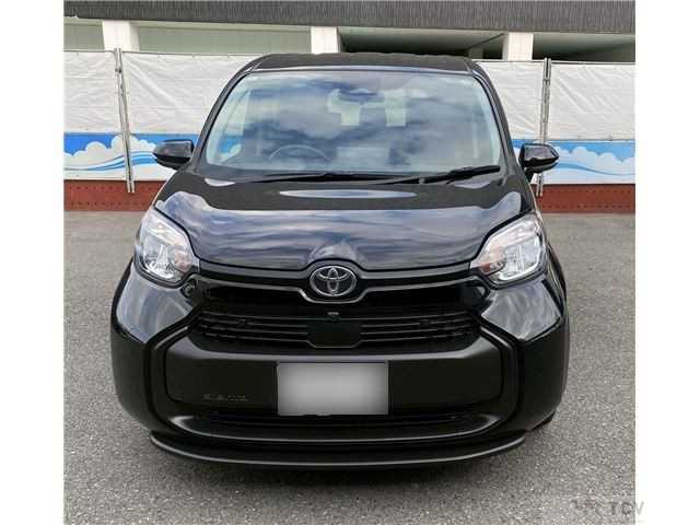 2023 Toyota Sienta