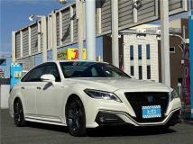 2019 Toyota Crown Hybrid