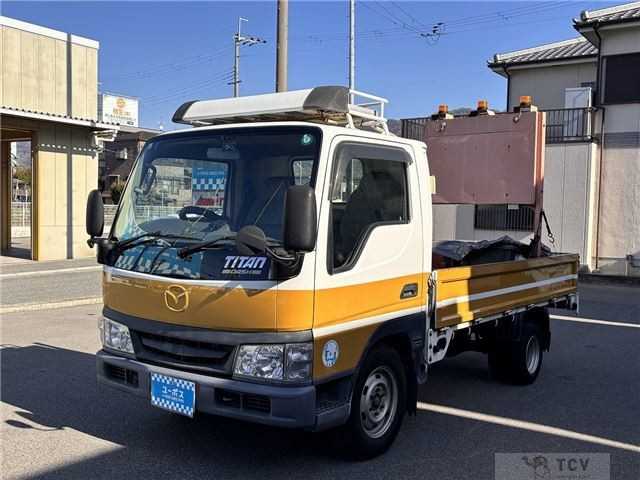 2006 Mazda Titan Dash