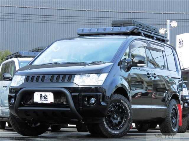 2016 Mitsubishi Delica D5