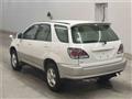 2001 Toyota Harrier