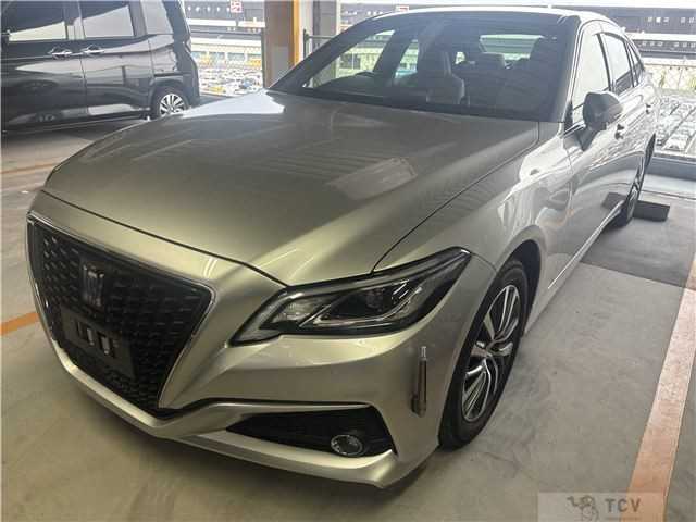 2020 Toyota Crown Hybrid