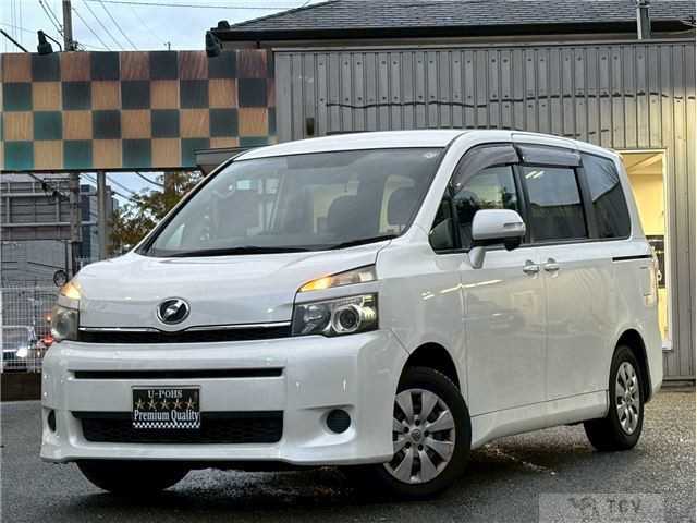 2010 Toyota Voxy