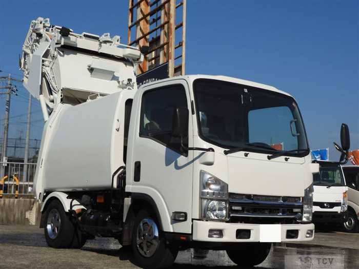 2012 Isuzu Elf Truck