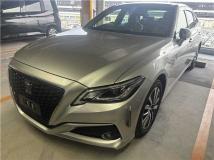 2020 Toyota Crown Hybrid