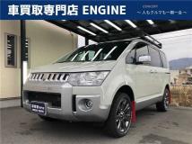 2018 Mitsubishi Delica D5