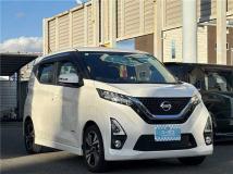 2019 Nissan Nissan Others
