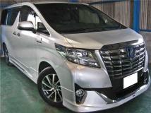 2017 Toyota Alphard Hybrid