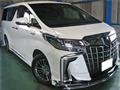 2017 Toyota Alphard Hybrid